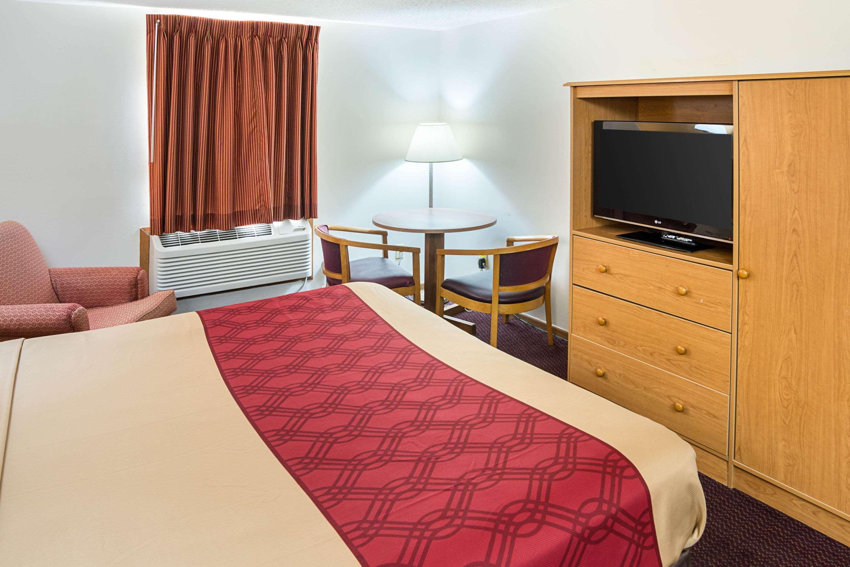 Rodeway Inn & Suites Austin Esterno foto