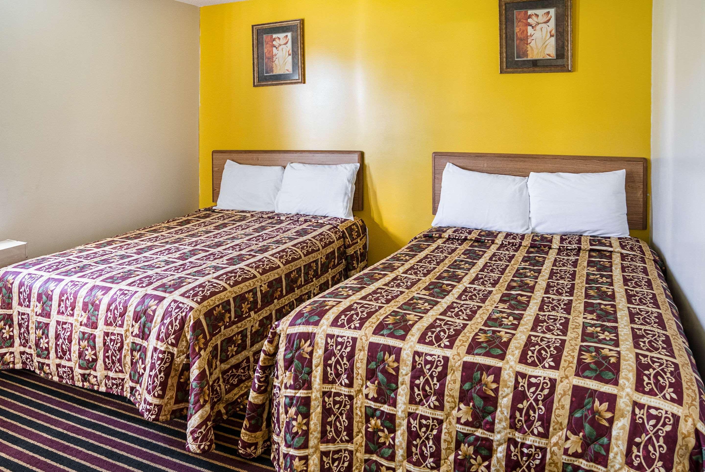 Rodeway Inn & Suites Austin Esterno foto