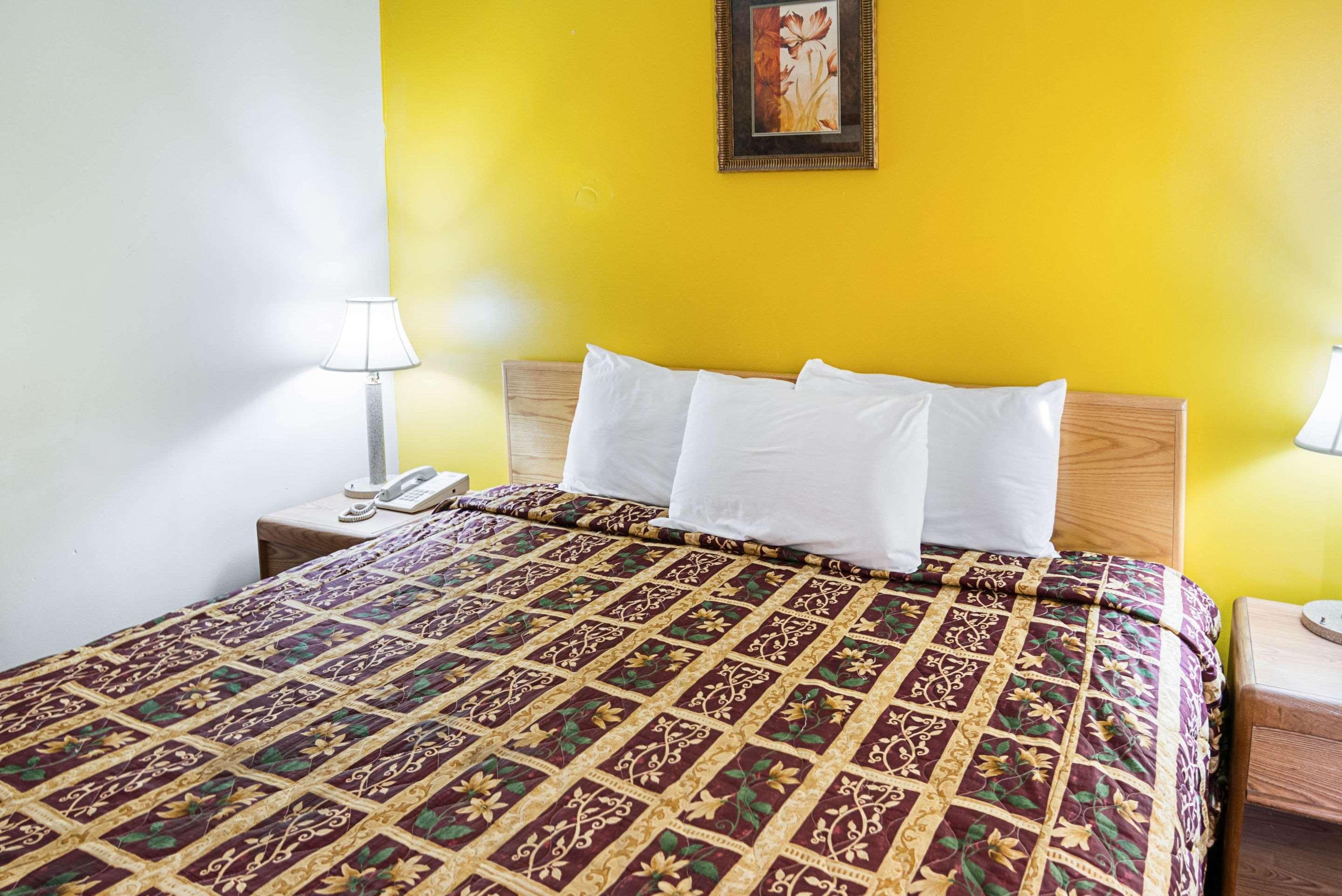 Rodeway Inn & Suites Austin Esterno foto