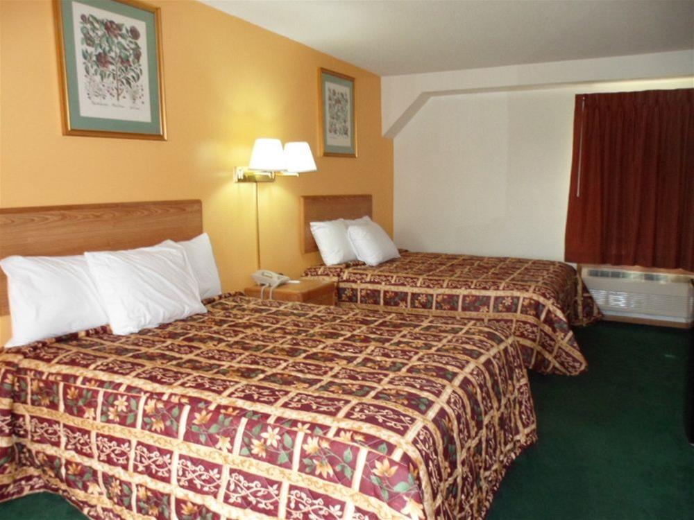 Rodeway Inn & Suites Austin Esterno foto