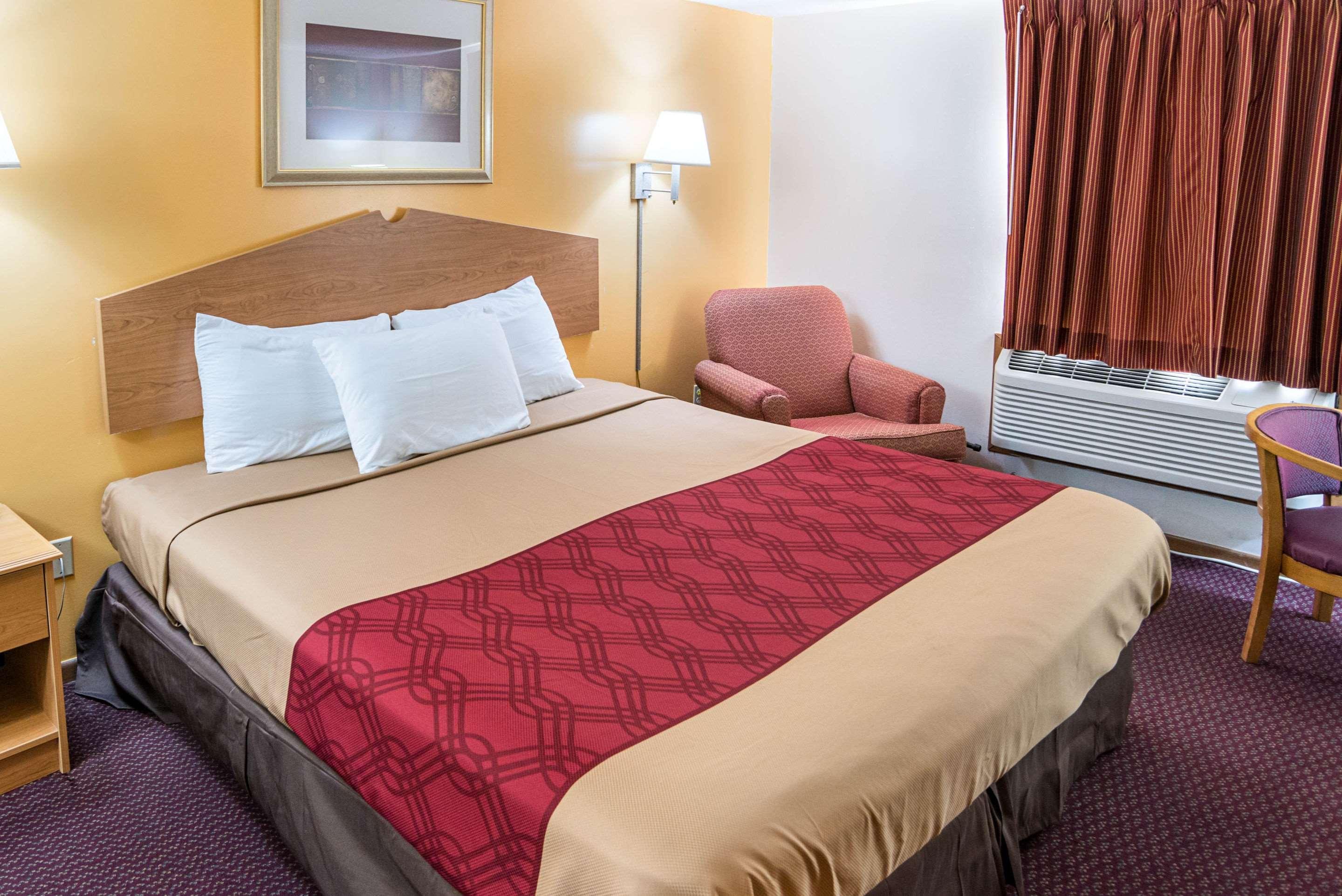 Rodeway Inn & Suites Austin Esterno foto