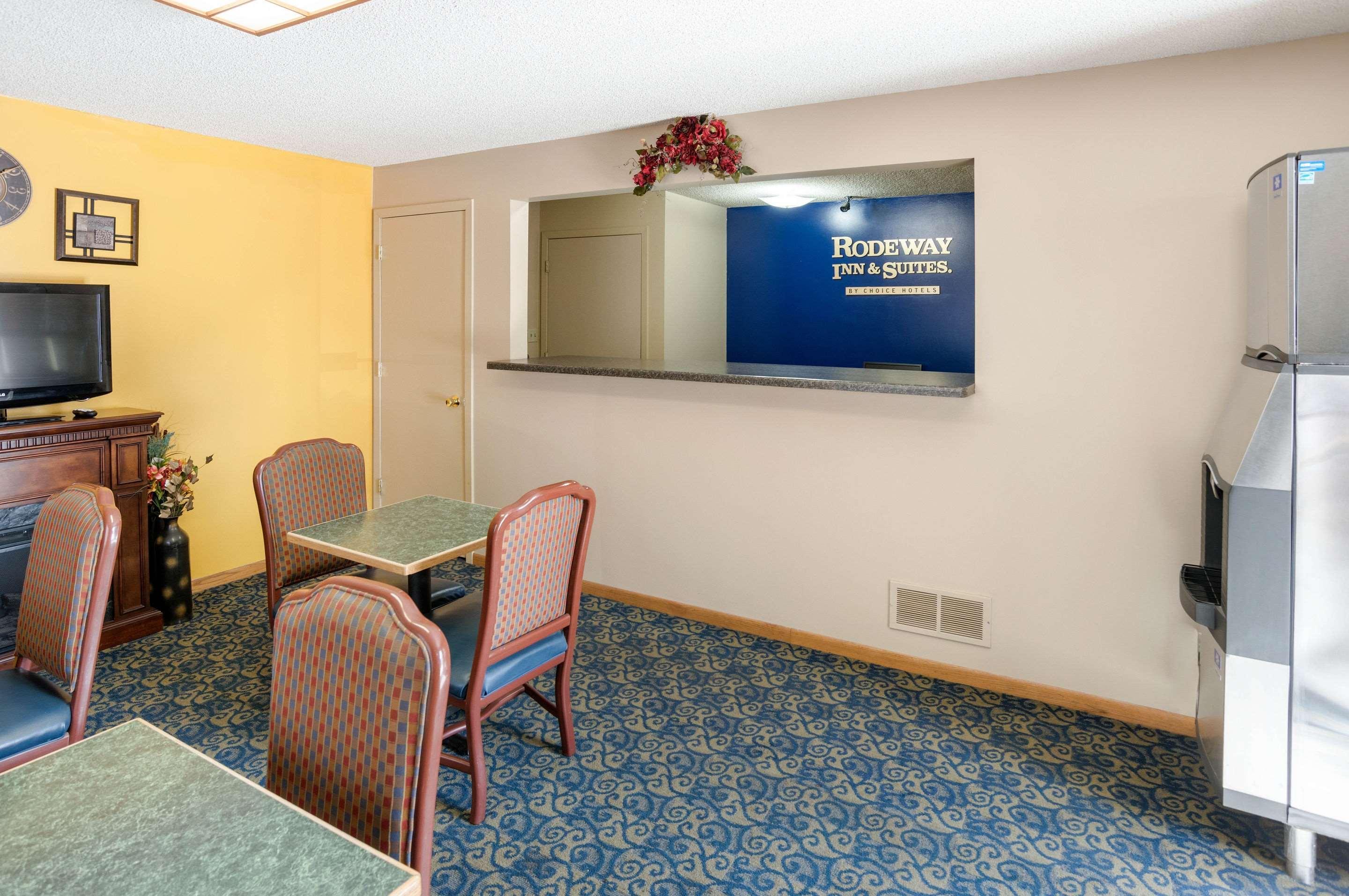 Rodeway Inn & Suites Austin Esterno foto