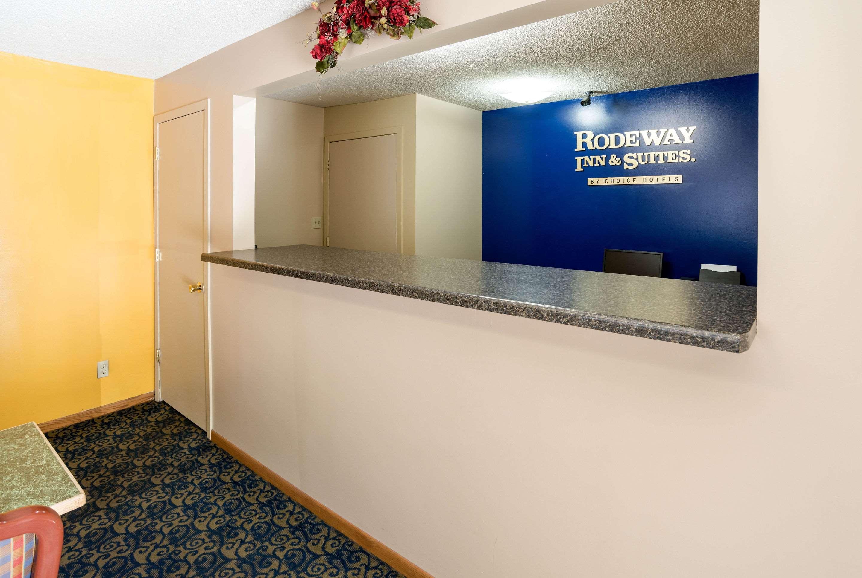 Rodeway Inn & Suites Austin Esterno foto