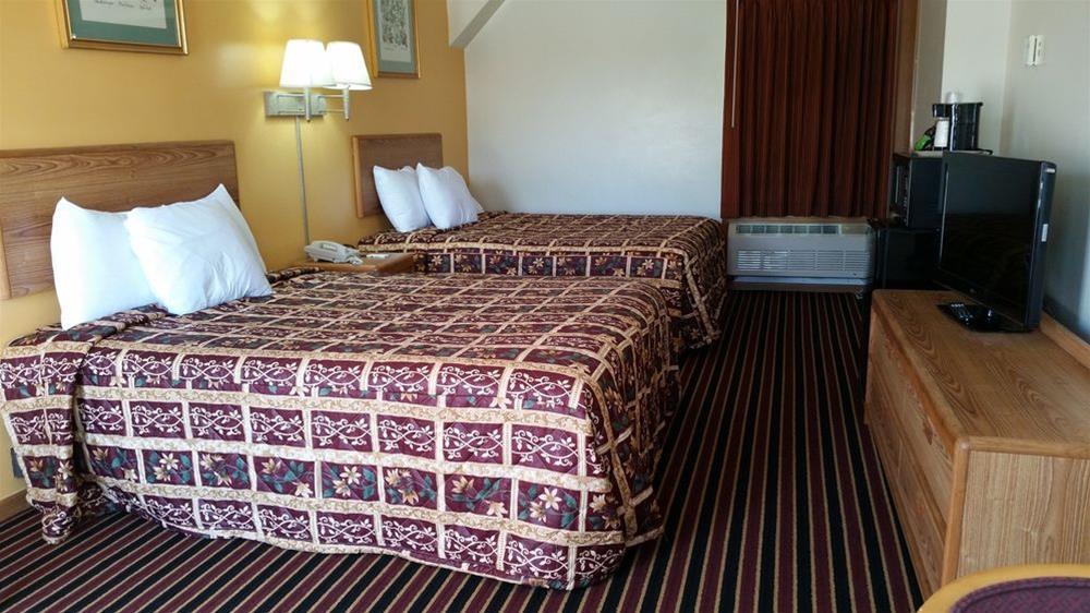 Rodeway Inn & Suites Austin Esterno foto