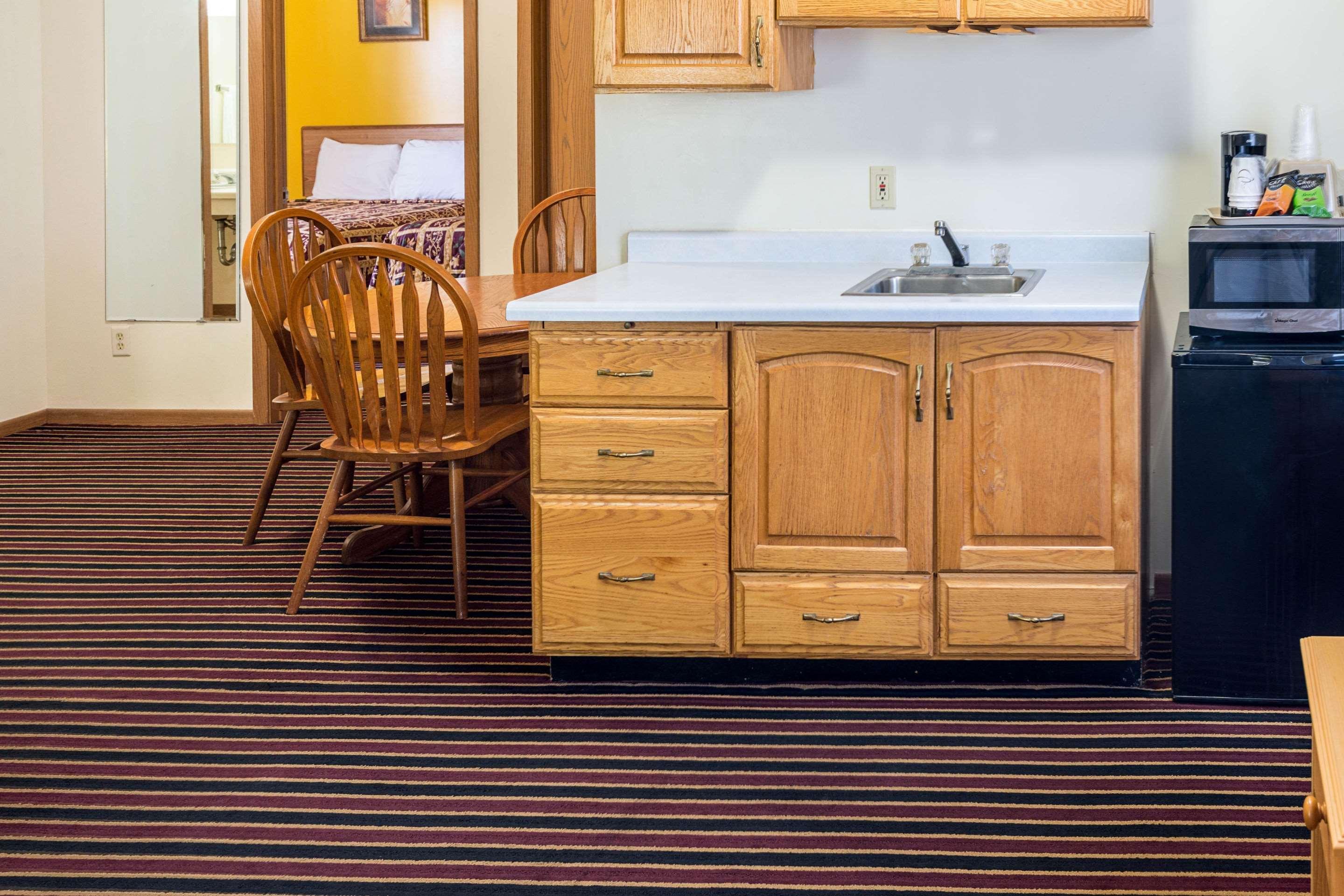 Rodeway Inn & Suites Austin Esterno foto